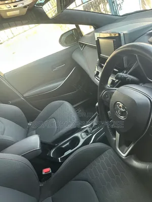Toyota Corolla 2019 White