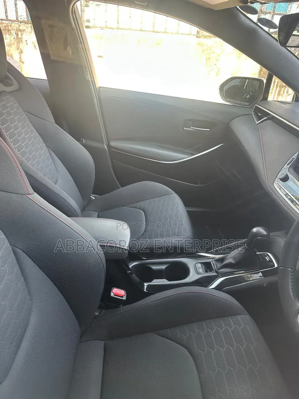 Toyota Corolla 2019 White
