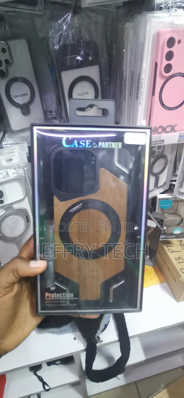 iPhone 14 Pro Max Sleek Natural Walnut Wood Texture Backplate Case - main view