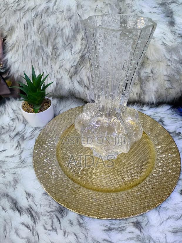 Glow in the Dark Vase - thumbnail 2