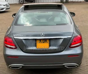 Mercedes-Benz E220 2016 Gray