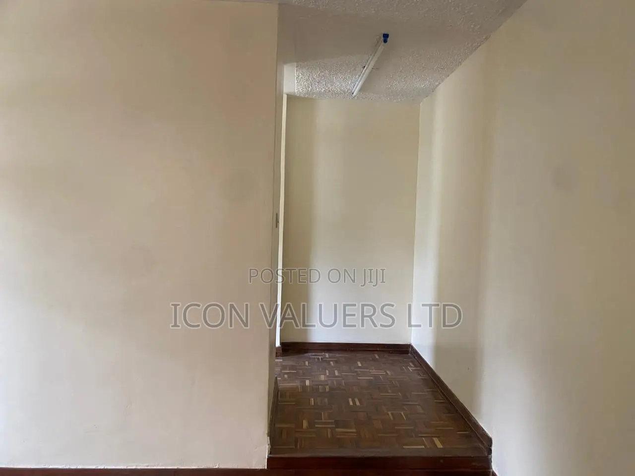 Office to Let in Lavington