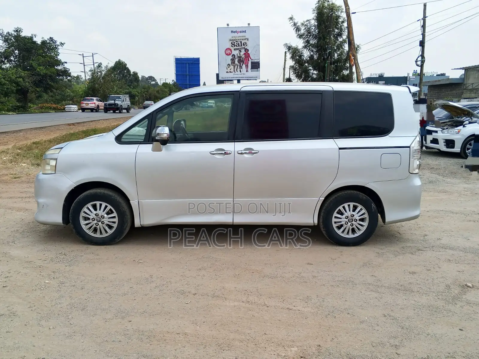 Toyota Voxy 2009 Silver