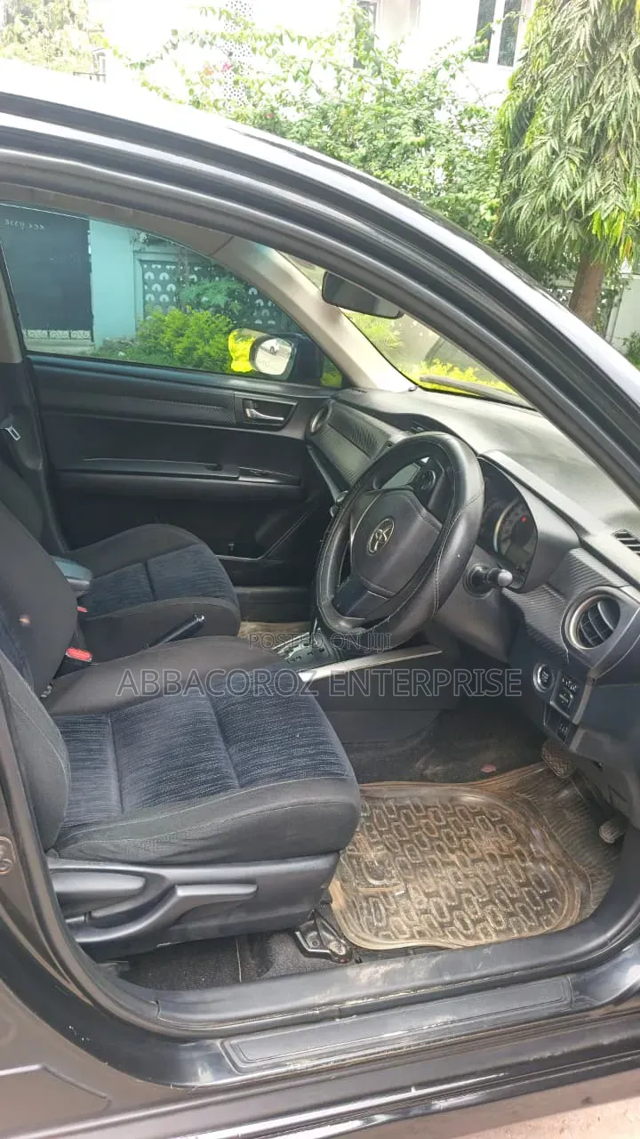 Toyota Corolla Fielder 2012 Black