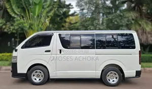 Toyota HiAce 2014 White
