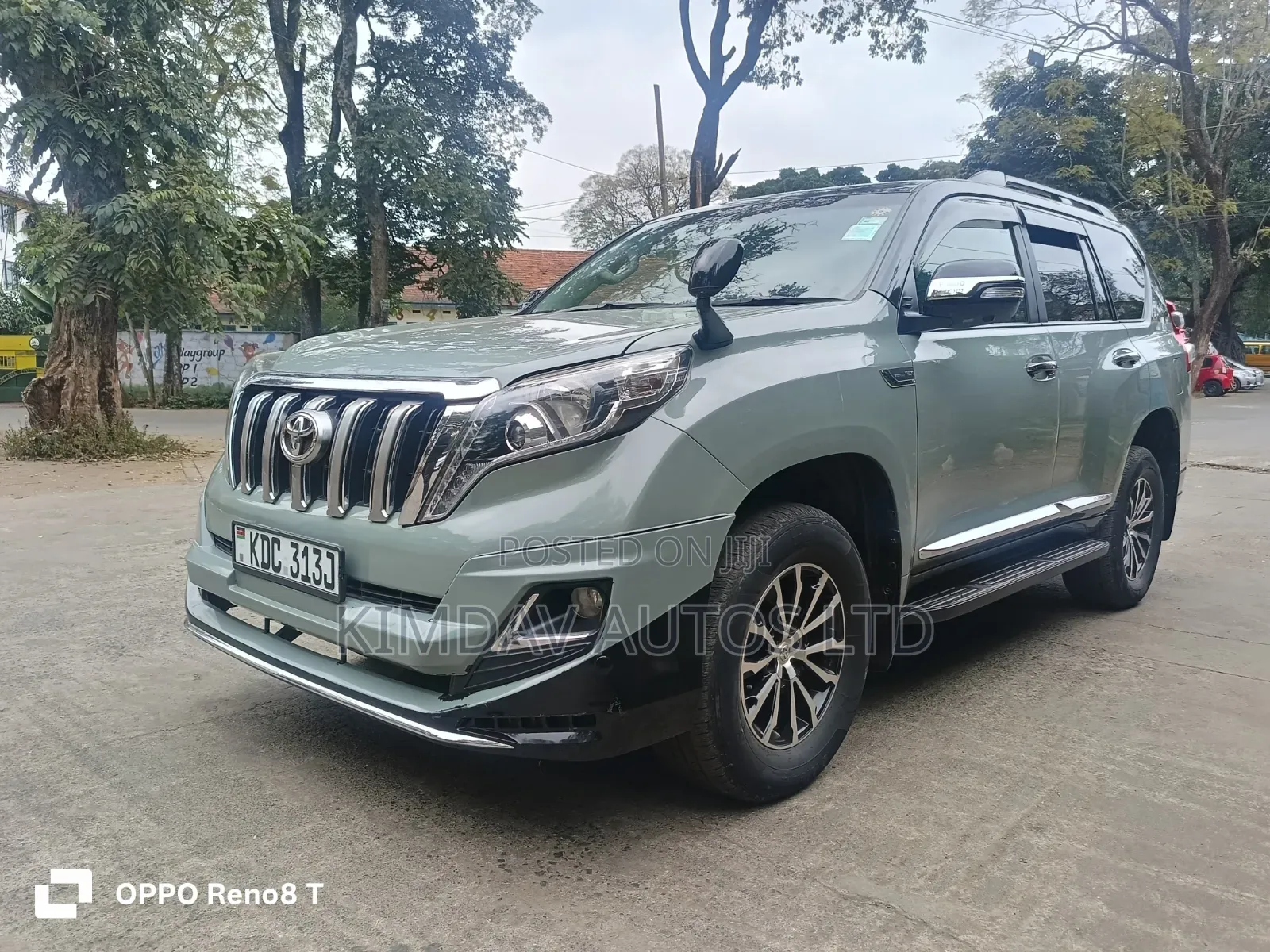 Toyota Land Cruiser Prado 2016 Gray