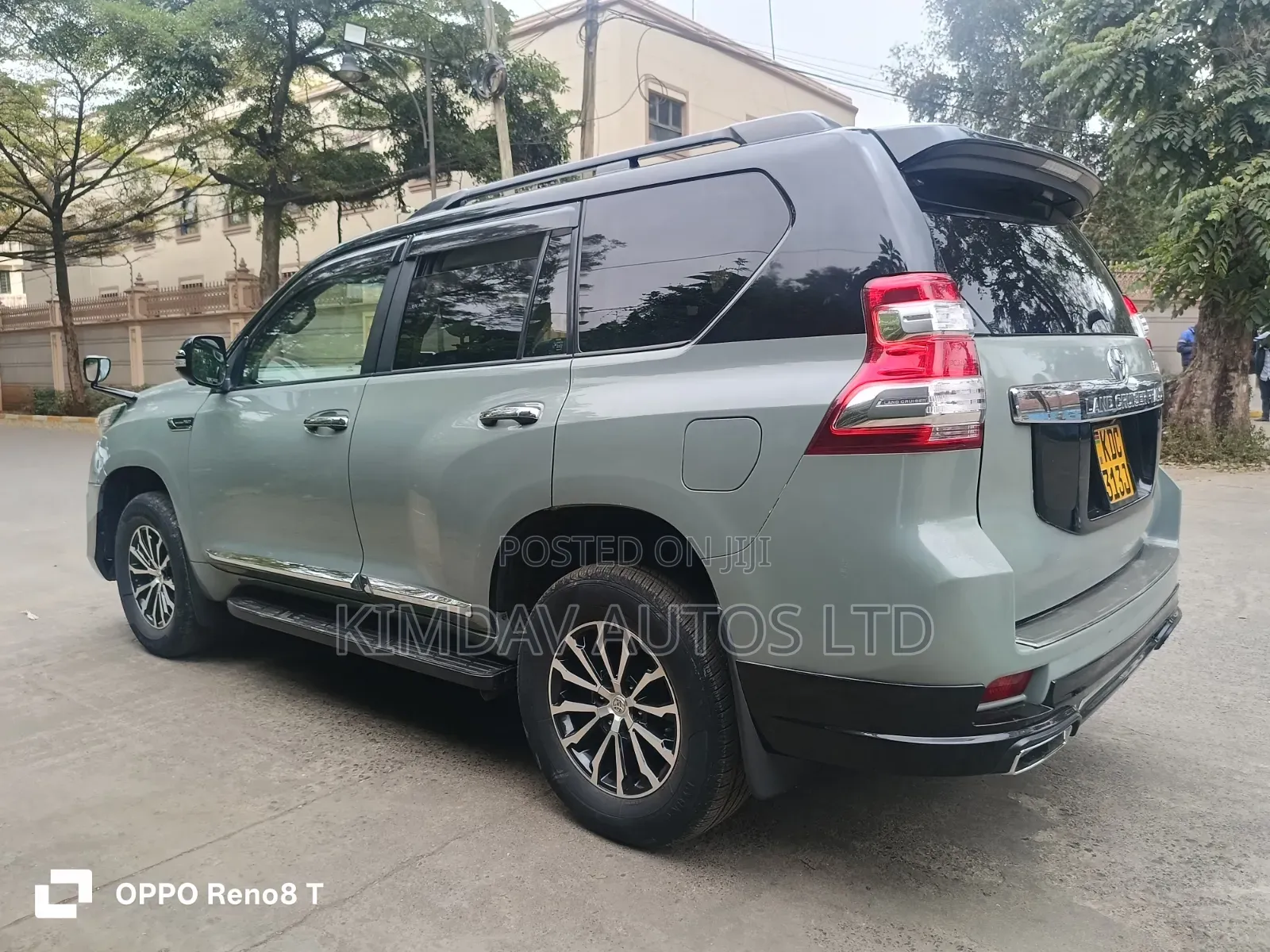 Toyota Land Cruiser Prado 2016 Gray