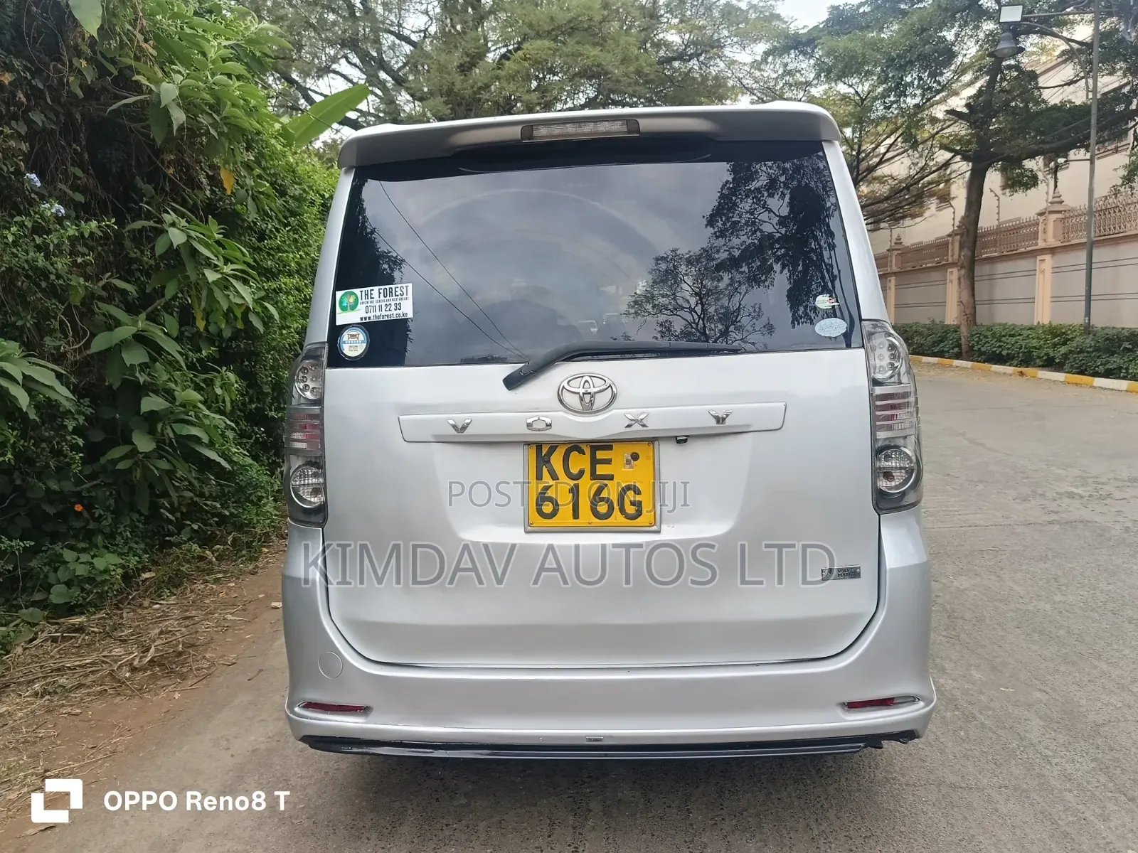 Toyota Voxy 2008 Silver