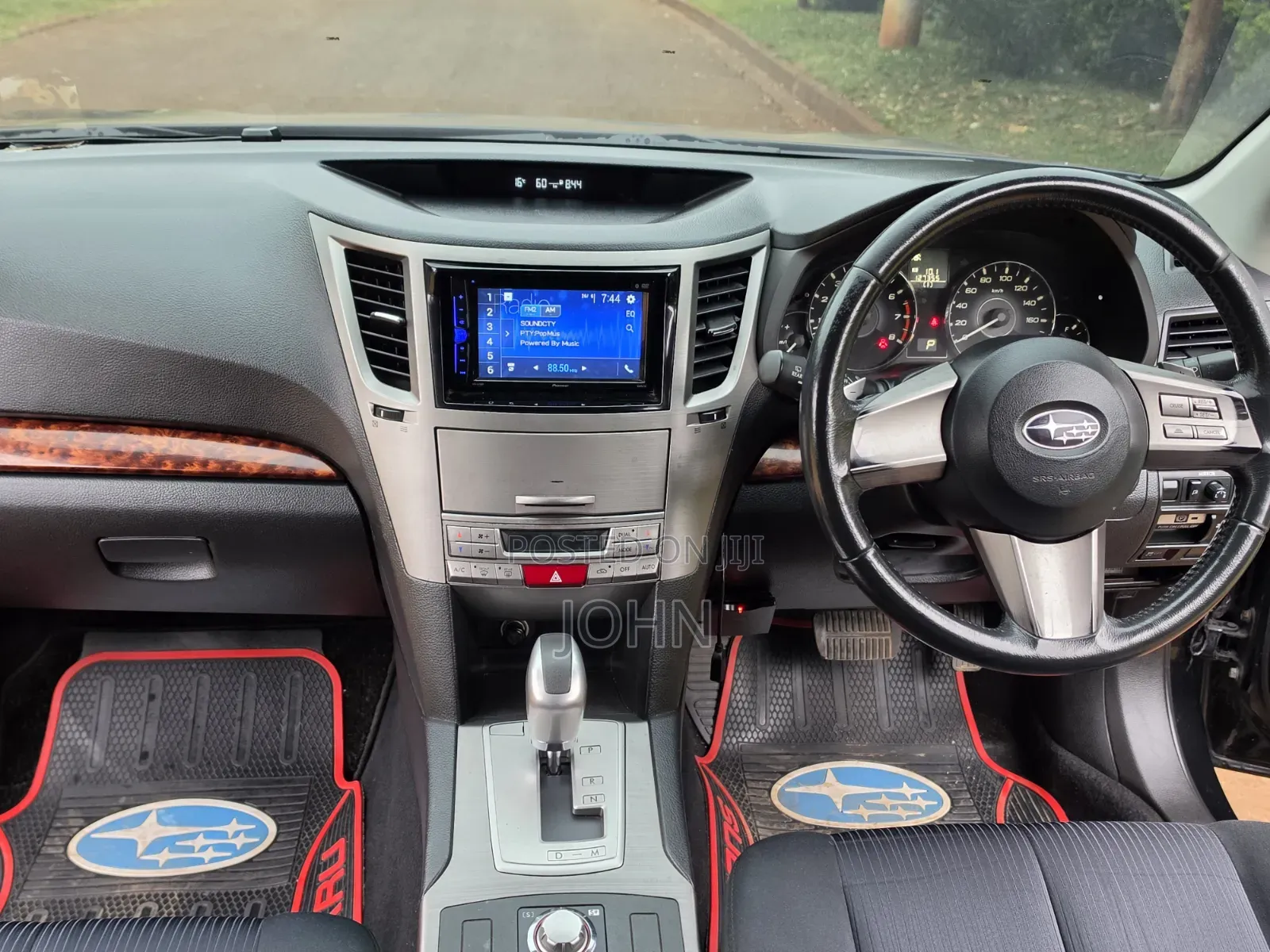 Subaru Legacy 2011 Black
