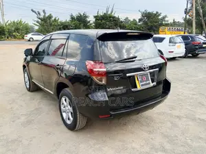 Toyota Vanguard 2010 Black