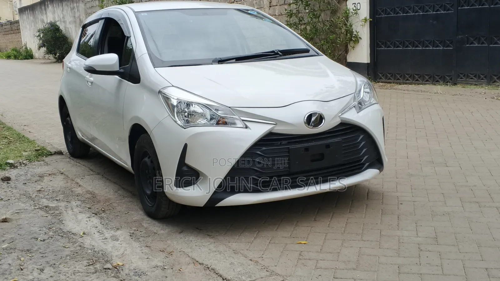Toyota Vitz 2019 White