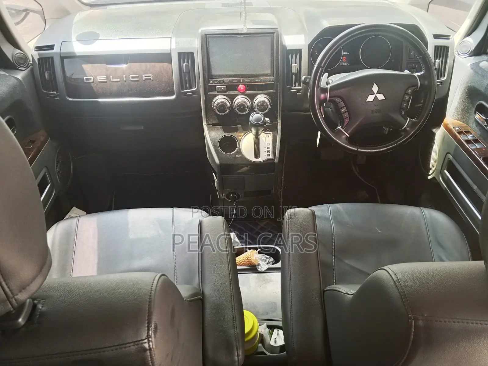 Mitsubishi Delica 2015 Black