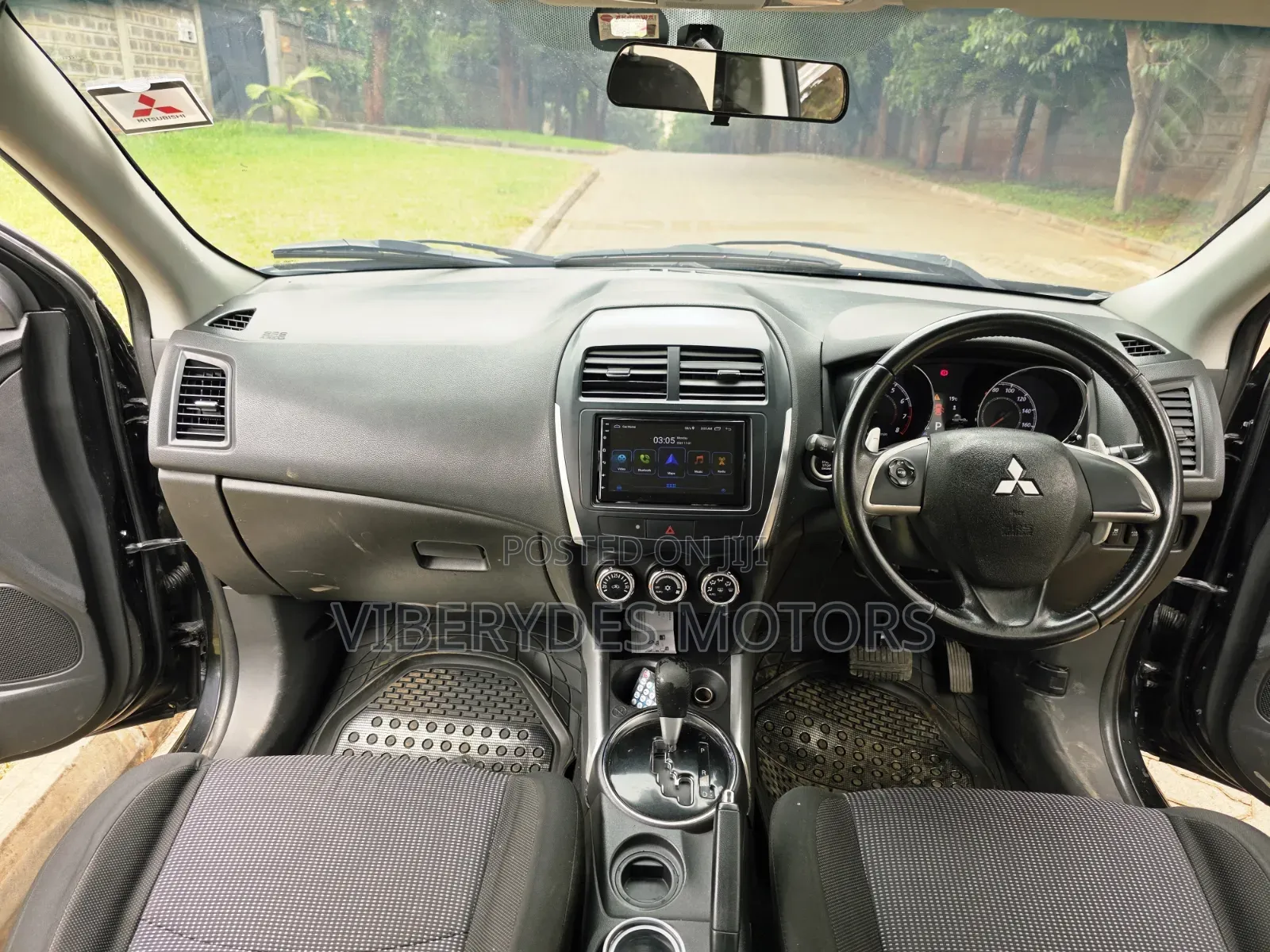 Mitsubishi RVR 2013 Black