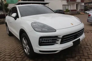 Porsche Cayenne 2019 White
