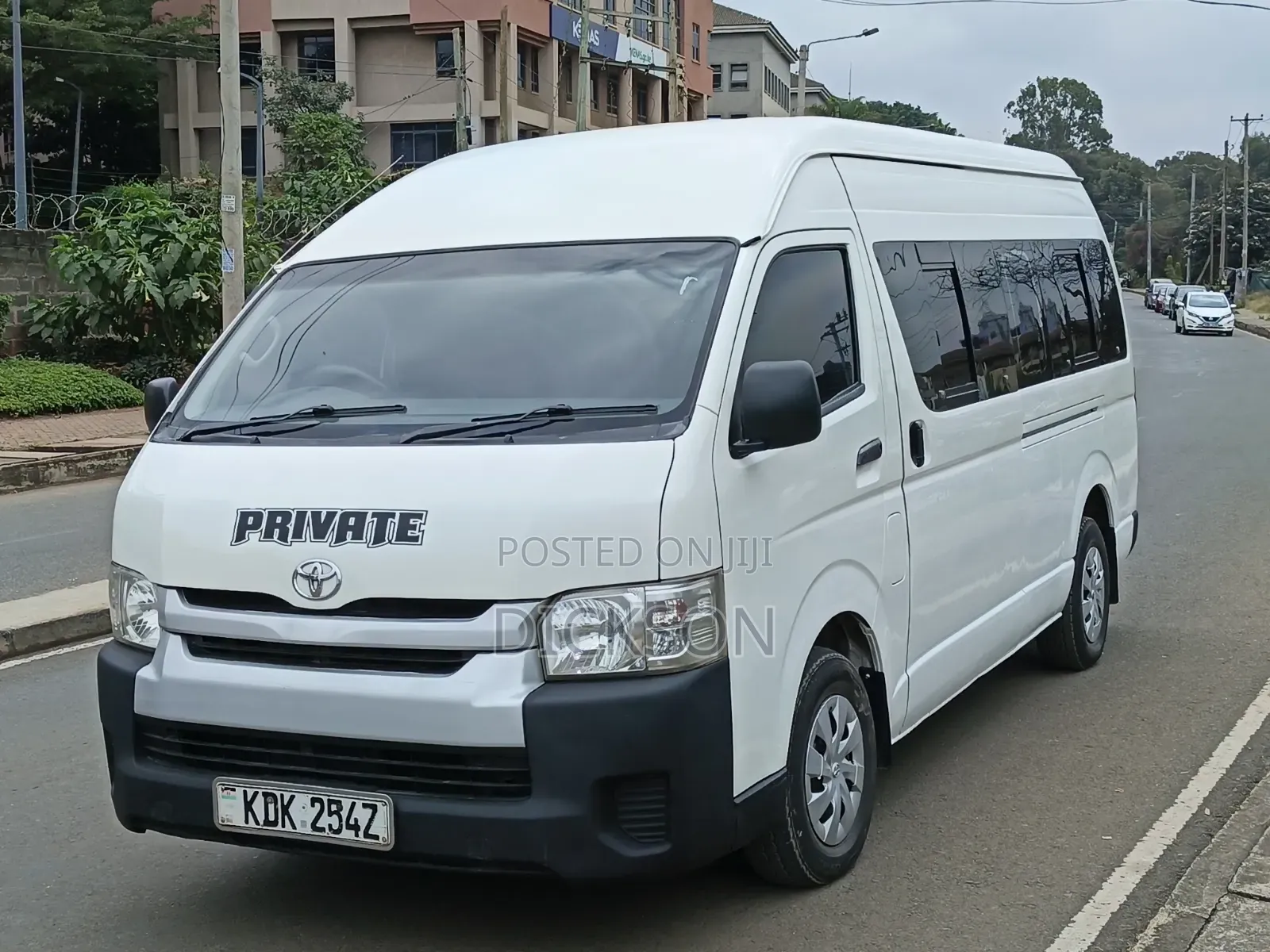 Toyota Quantum 2017 White