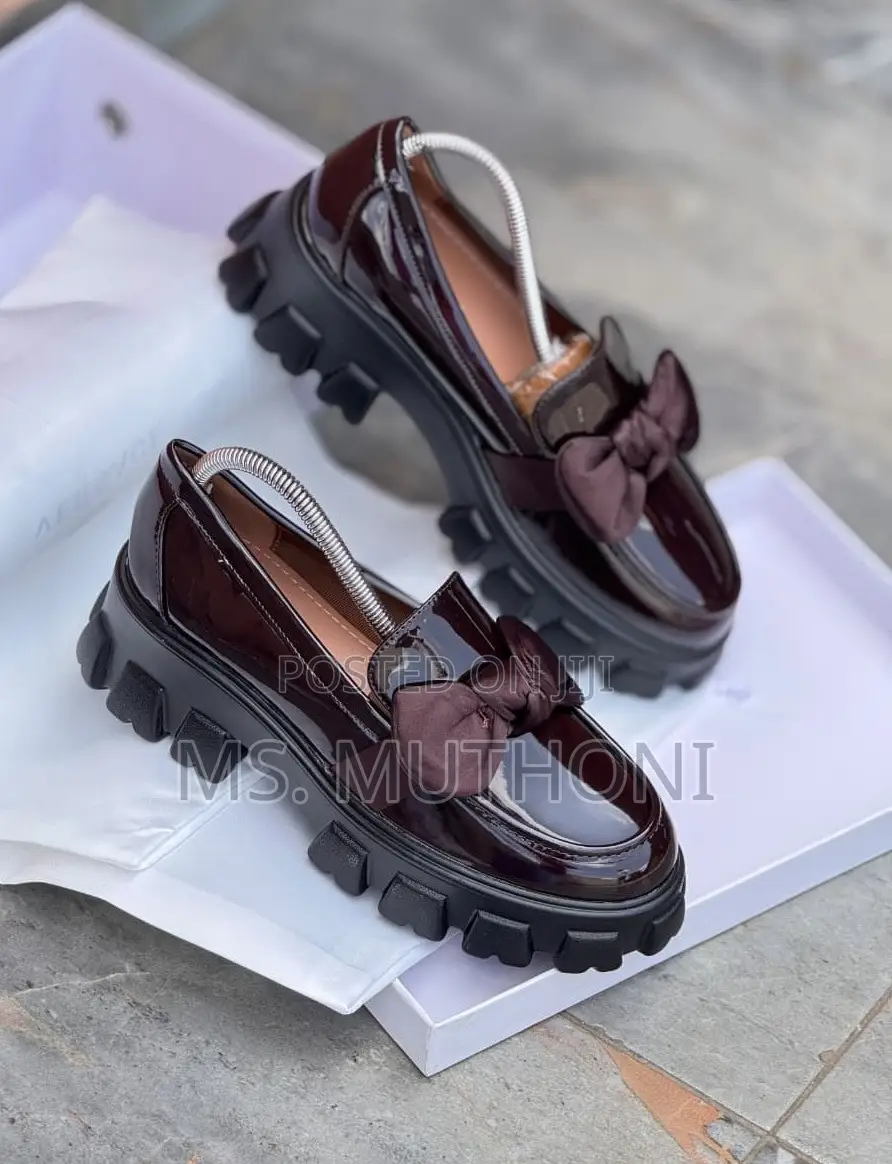 Chunky Lug Sole + a Prominent Bow Detail Ladies Platforms. Size 37-42