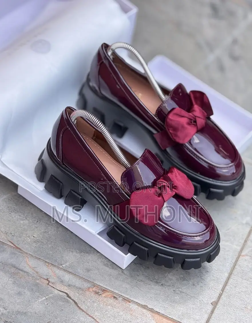 Chunky Lug Sole + a Prominent Bow Detail Ladies Platforms. Size 37-42