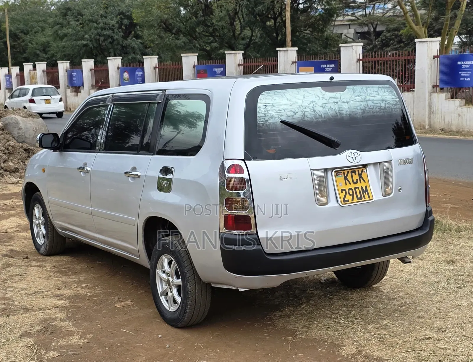 Toyota Succeed 2011 Silver