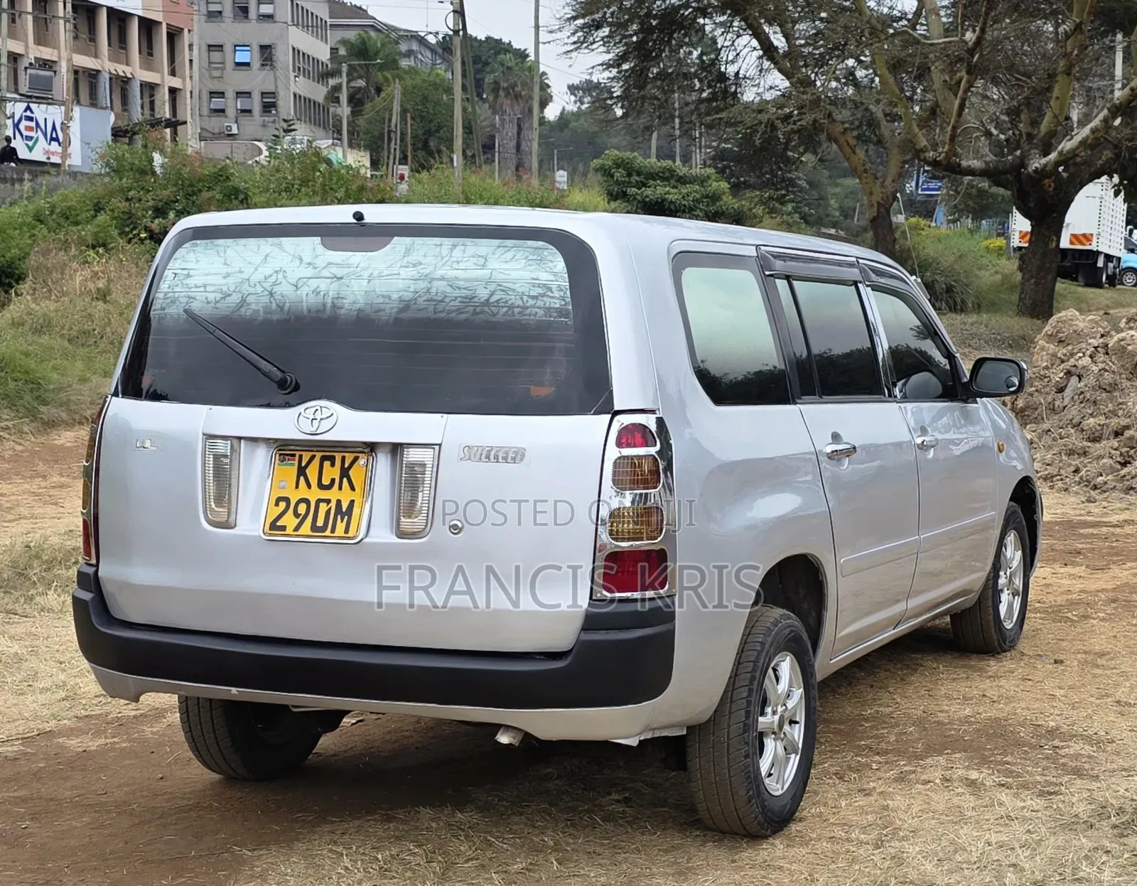 Toyota Succeed 2011 Silver