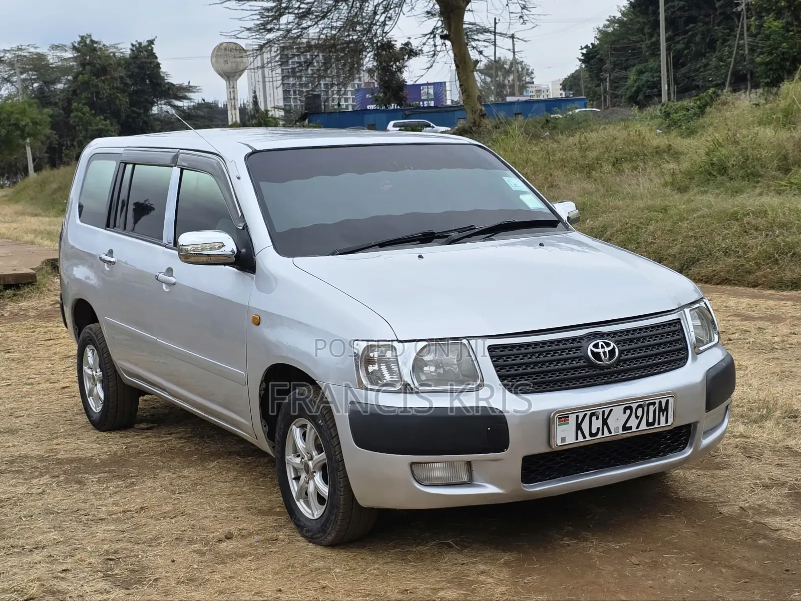 Toyota Succeed 2011 Silver