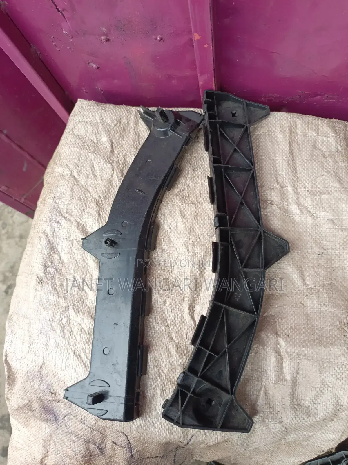 Rear Bumper Slide Premio 240