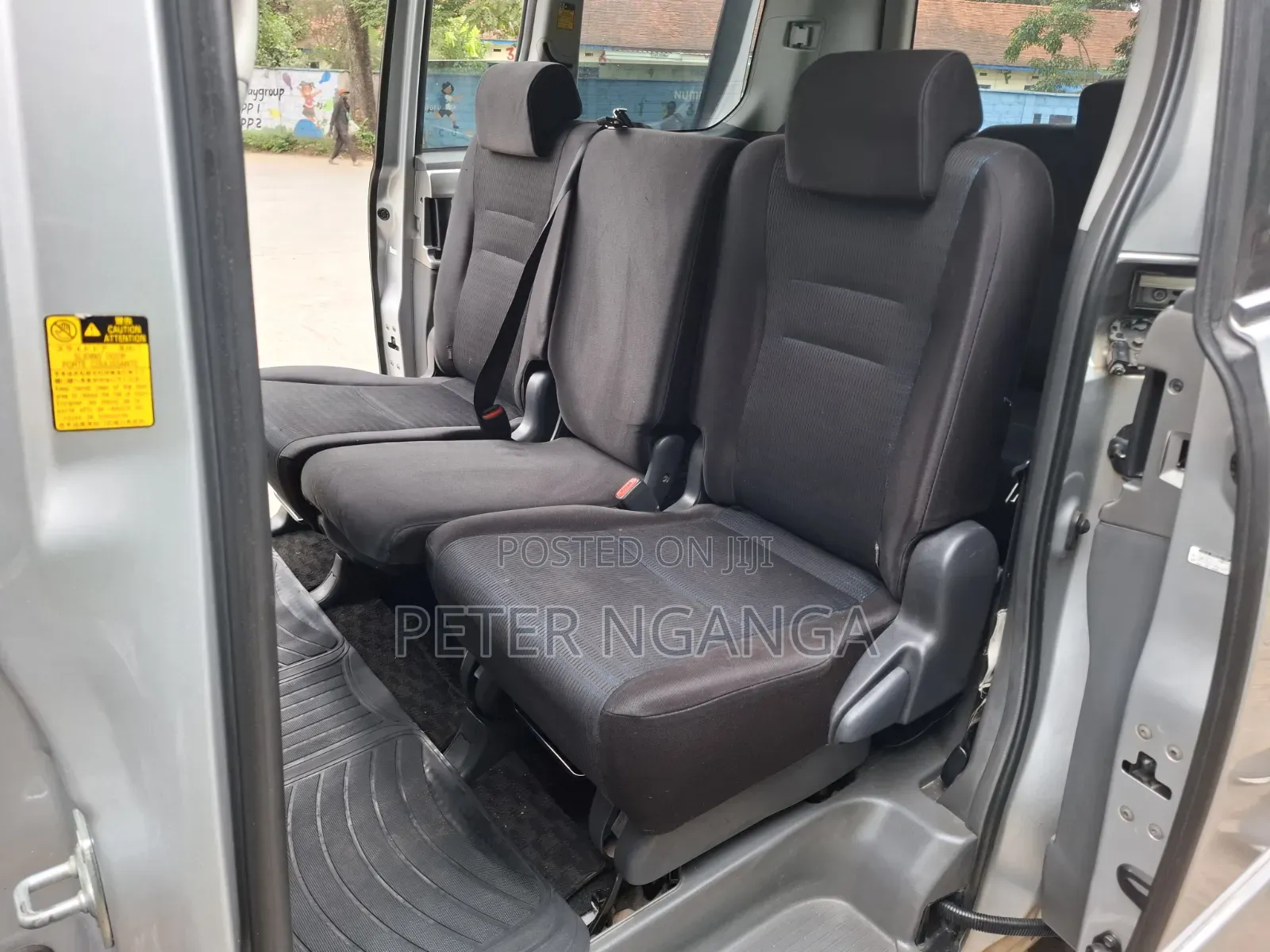 Toyota Voxy 2009 Gray