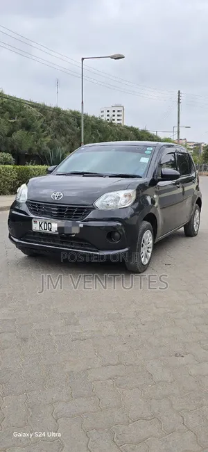 Toyota Passo 2018 Black