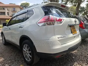 Nissan X-Trail 2015 Pearl