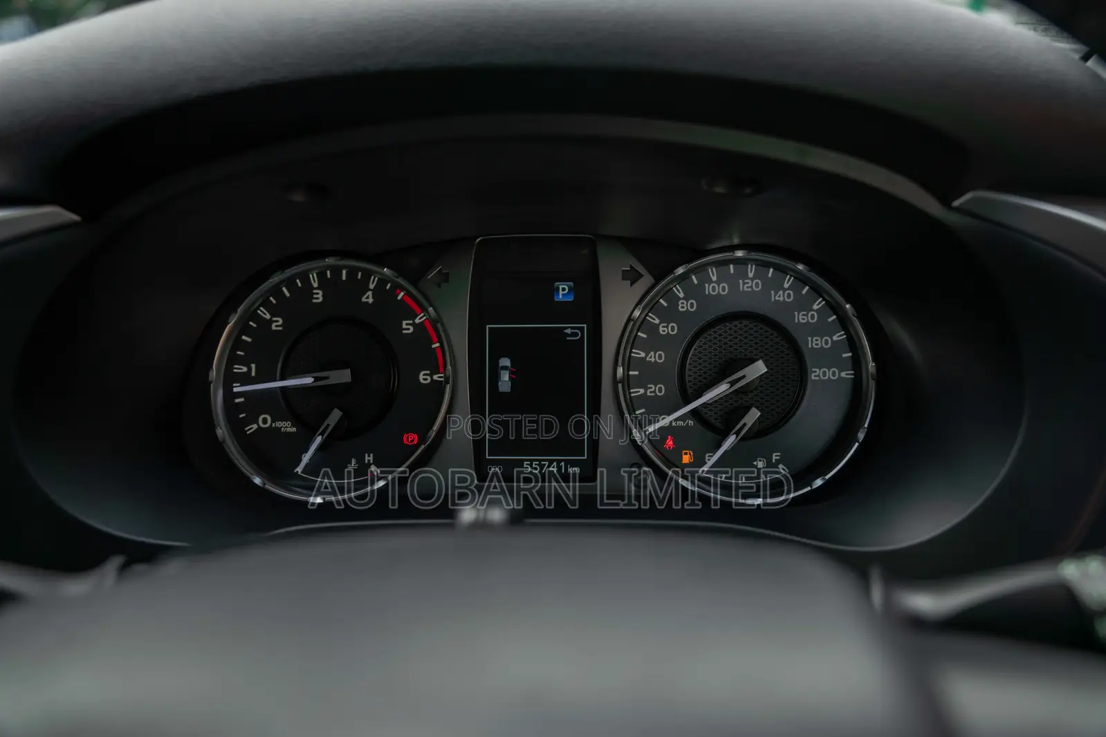 Toyota Hilux 2023 Pearl
