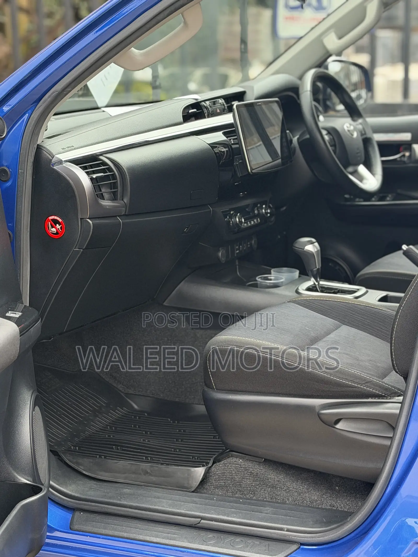 Toyota Hilux 2019 Blue