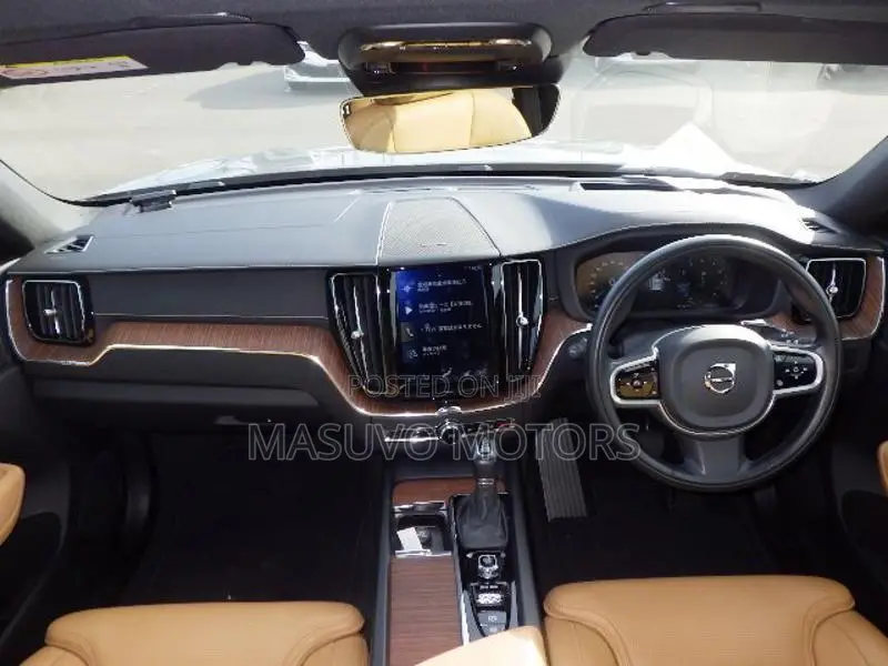 Volvo XC60 T5 Inscription AWD 2020 Gray