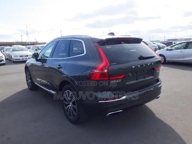 Volvo XC60 T5 Inscription AWD 2020 Gray