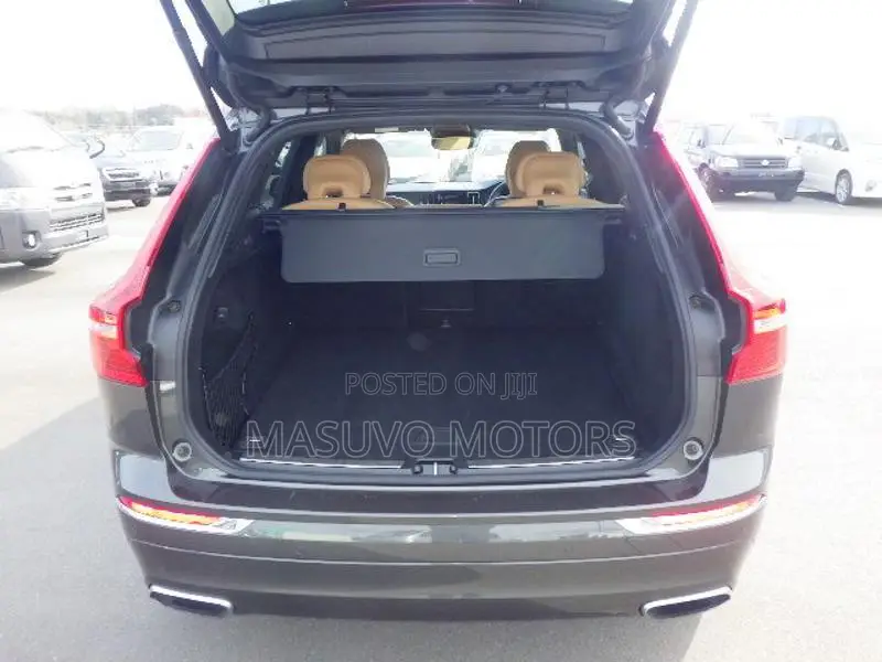 Volvo XC60 T5 Inscription AWD 2020 Gray