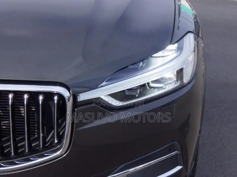 Volvo XC60 T5 Inscription AWD 2020 Gray