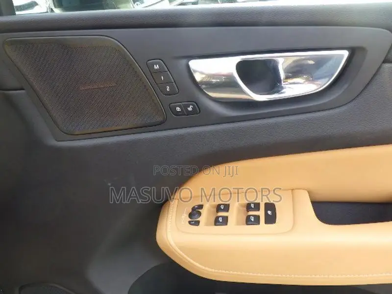Volvo XC60 T5 Inscription AWD 2020 Gray