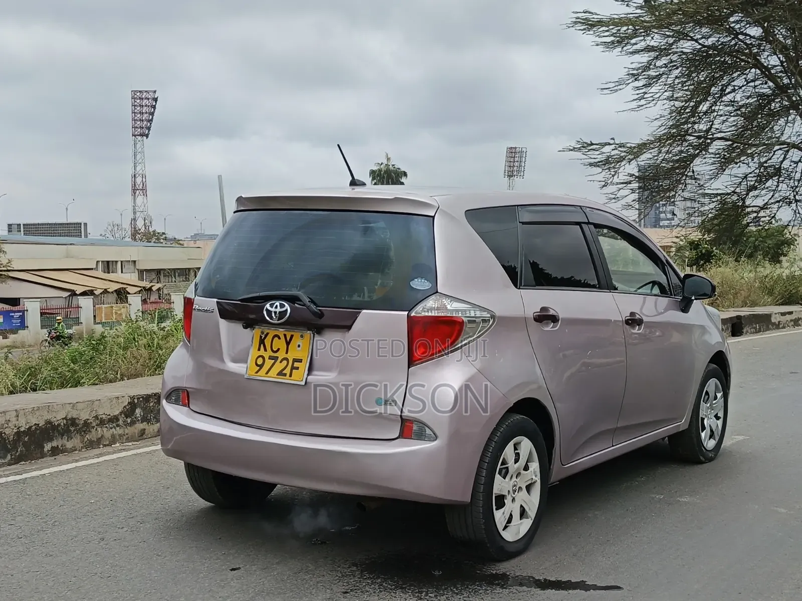 Toyota Ractis 2013 Purple