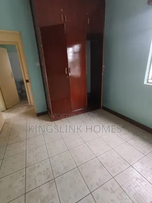 3bdrm Maisonette in South C for rent