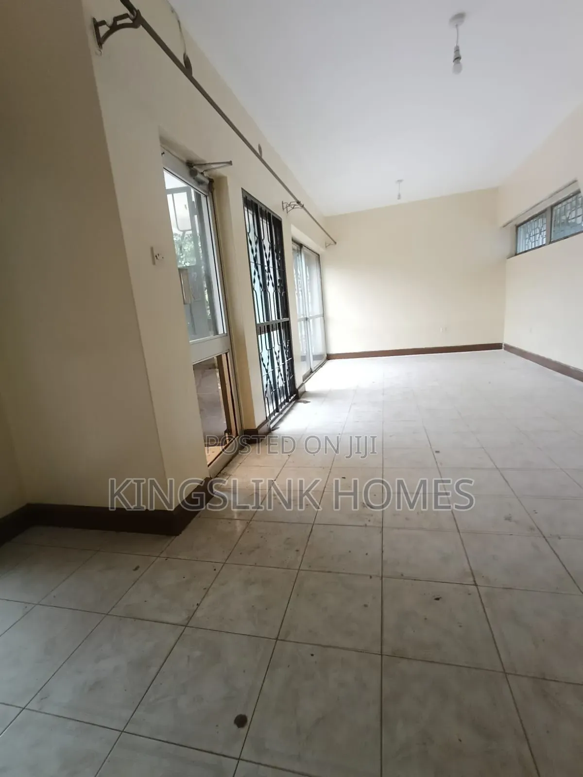 3bdrm Maisonette in South C for rent