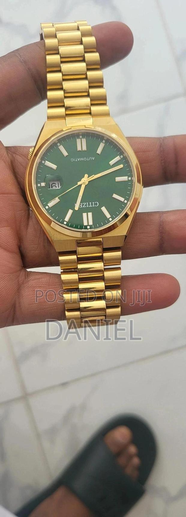 Used Citizen Watch. - main view
