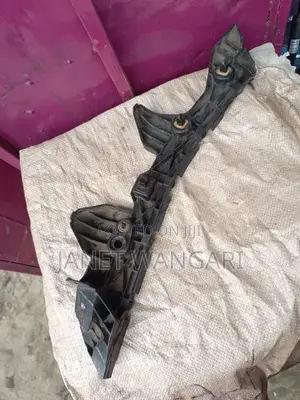 Rear Bumper Slide Mazda 5