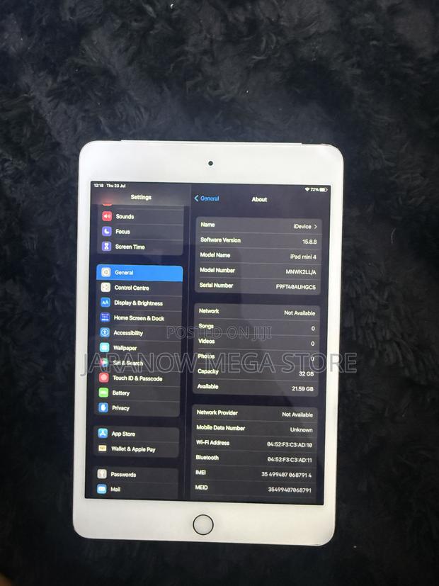 Apple iPad mini 4 32 GB Silver