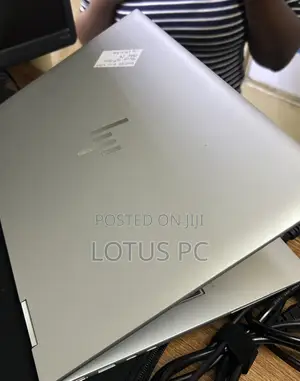 Laptop HP EliteBook x360 1040 G9 16GB Intel Core i7 SSD 512GB