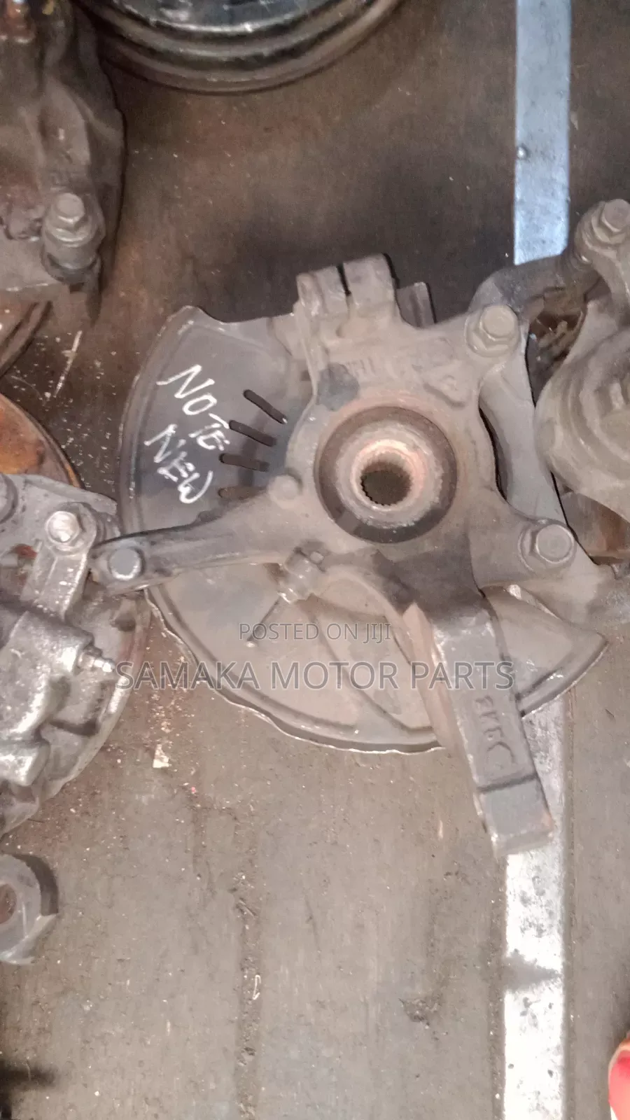 Note E12 Wheel Hub