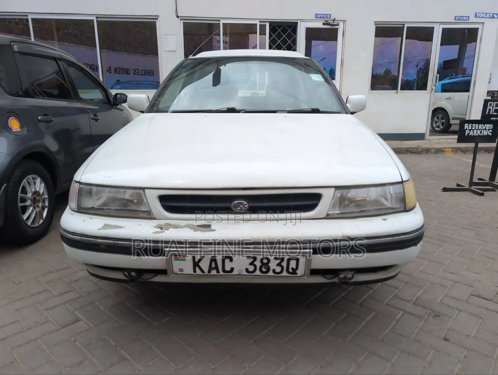 Subaru Legacy 2.5 1996 White
