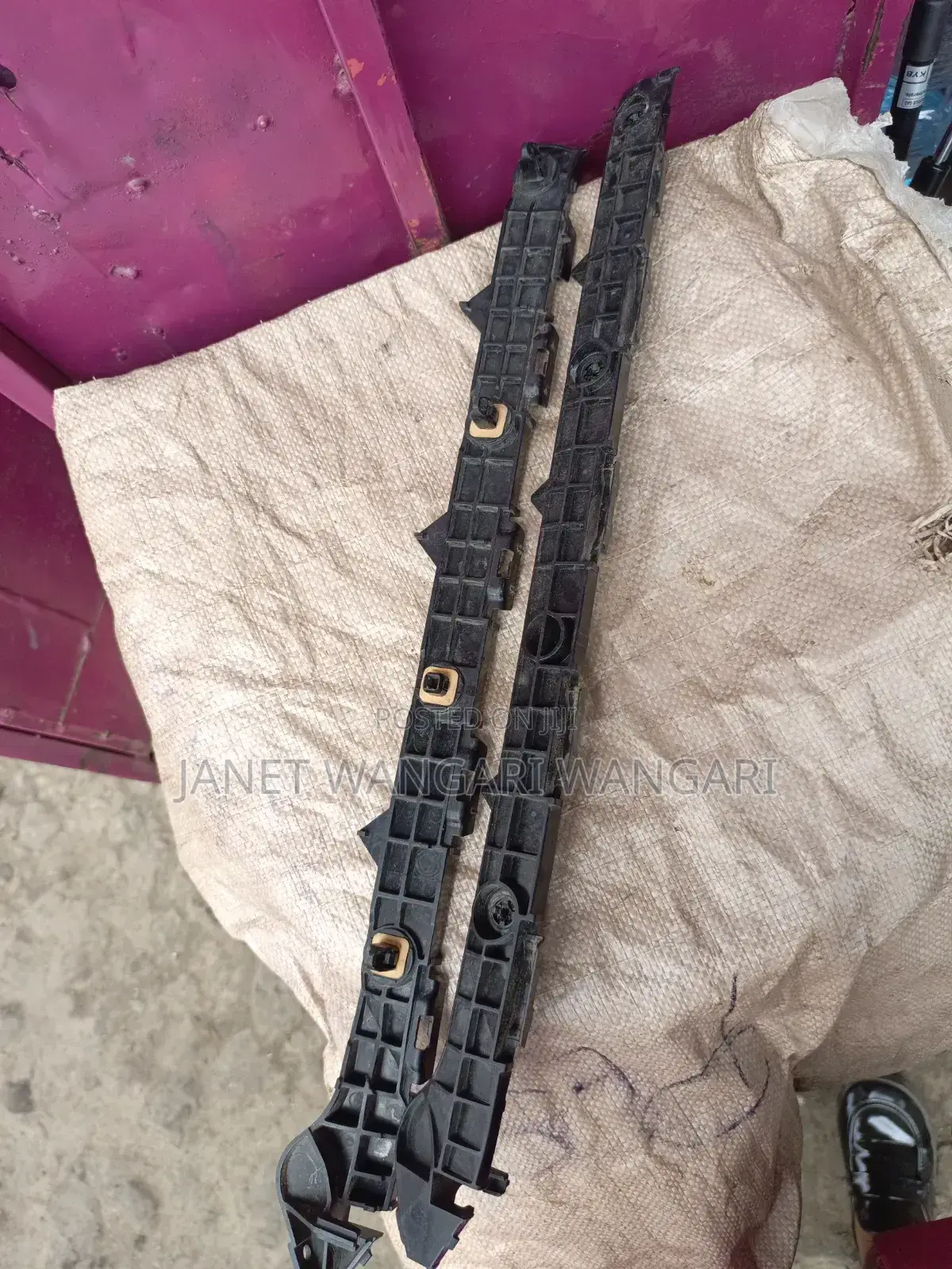 Rear Bumper Slide Axio/Fielder 141