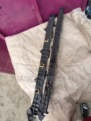 Rear Bumper Slide Axio/Fielder 141