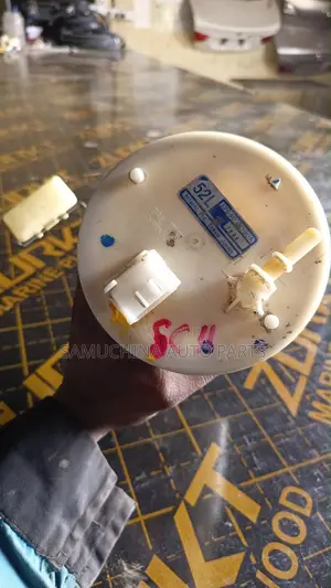 Fuel Pump Nissan Wingroad Y12