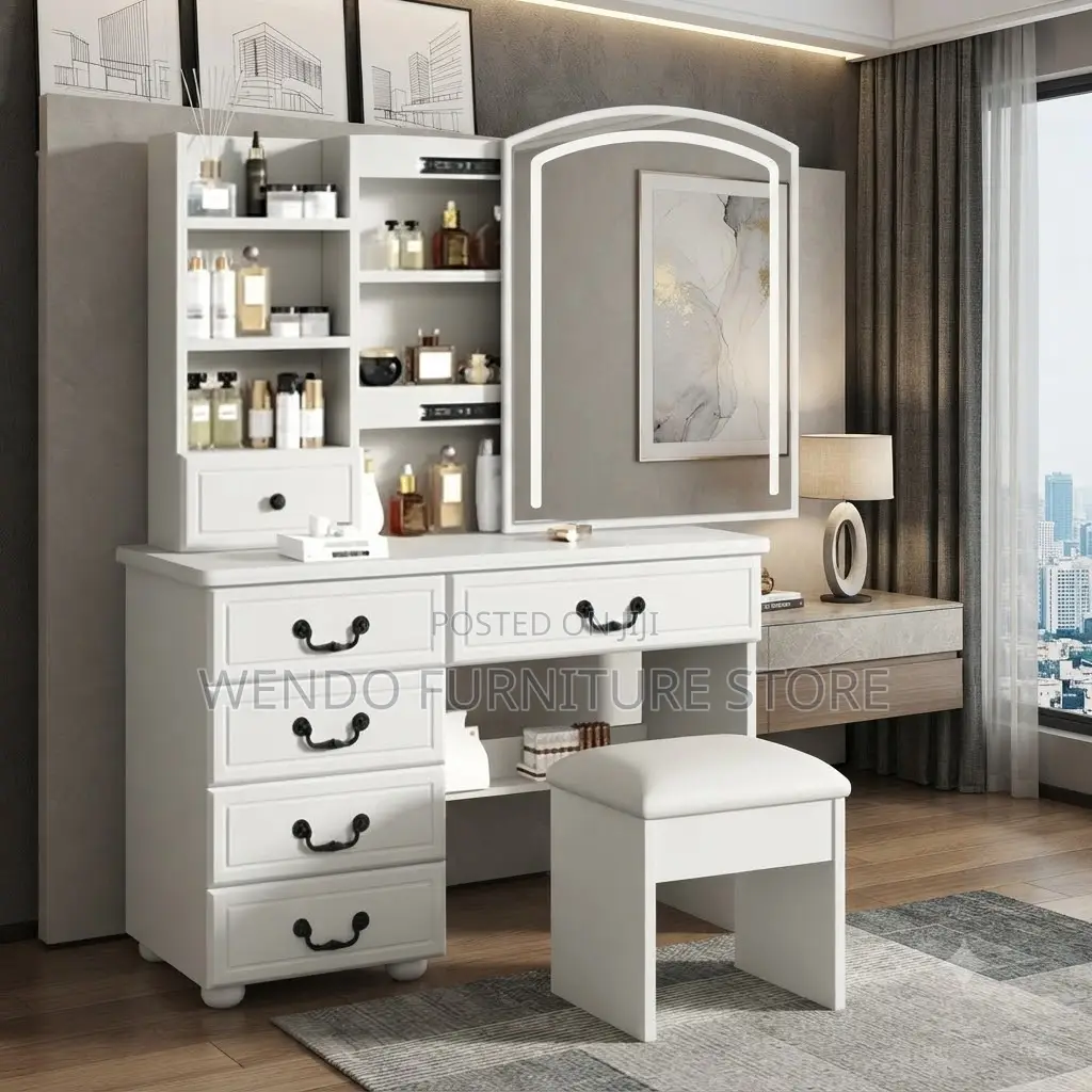 Dressers; Elegant Homes and Dressing Room Vanity Table Set