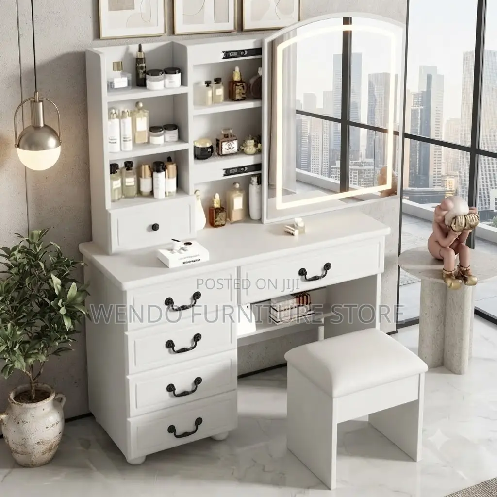 Dressers; Elegant Homes and Dressing Room Vanity Table Set