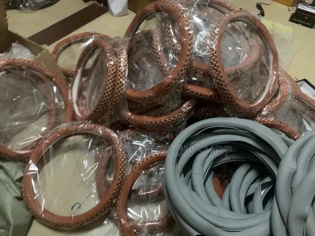 Brown Woven Universal Fit Threaded Steering Wheel Cover - thumbnail 2